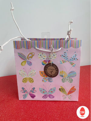 OEM CMYK Pantone Color Custom Gift Bags لمستحضرات التجميل والعطور